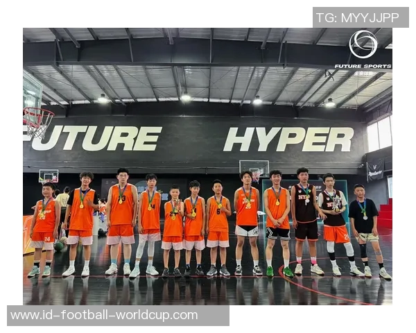 打完篮球脸上的汗水与快乐交织的瞬间记录 打完篮球脸上的汗水与快乐交织的瞬间记录